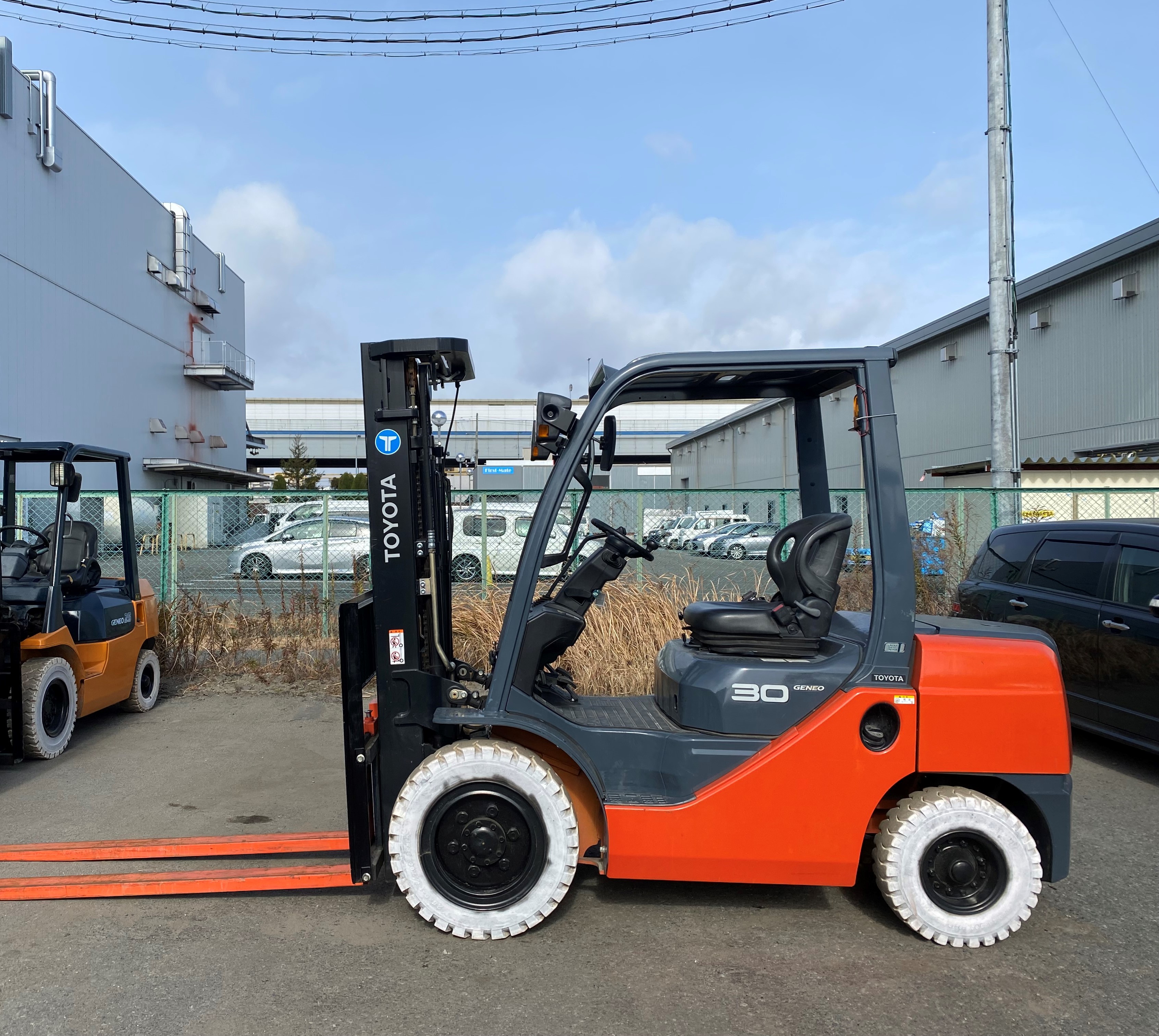 トヨタ 乗りだし フォークリフト 2FD20 ディーゼル 2トン